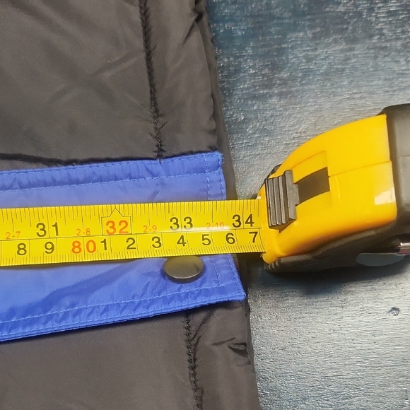 Brooks Blue and Black Ski Jacket with Water-Resistant Material - Picture 7 of 7